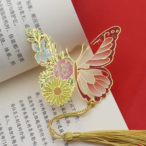 Butterfly Metal Bookmark – Elegant Brass Bookmark for Book Lovers & Readers