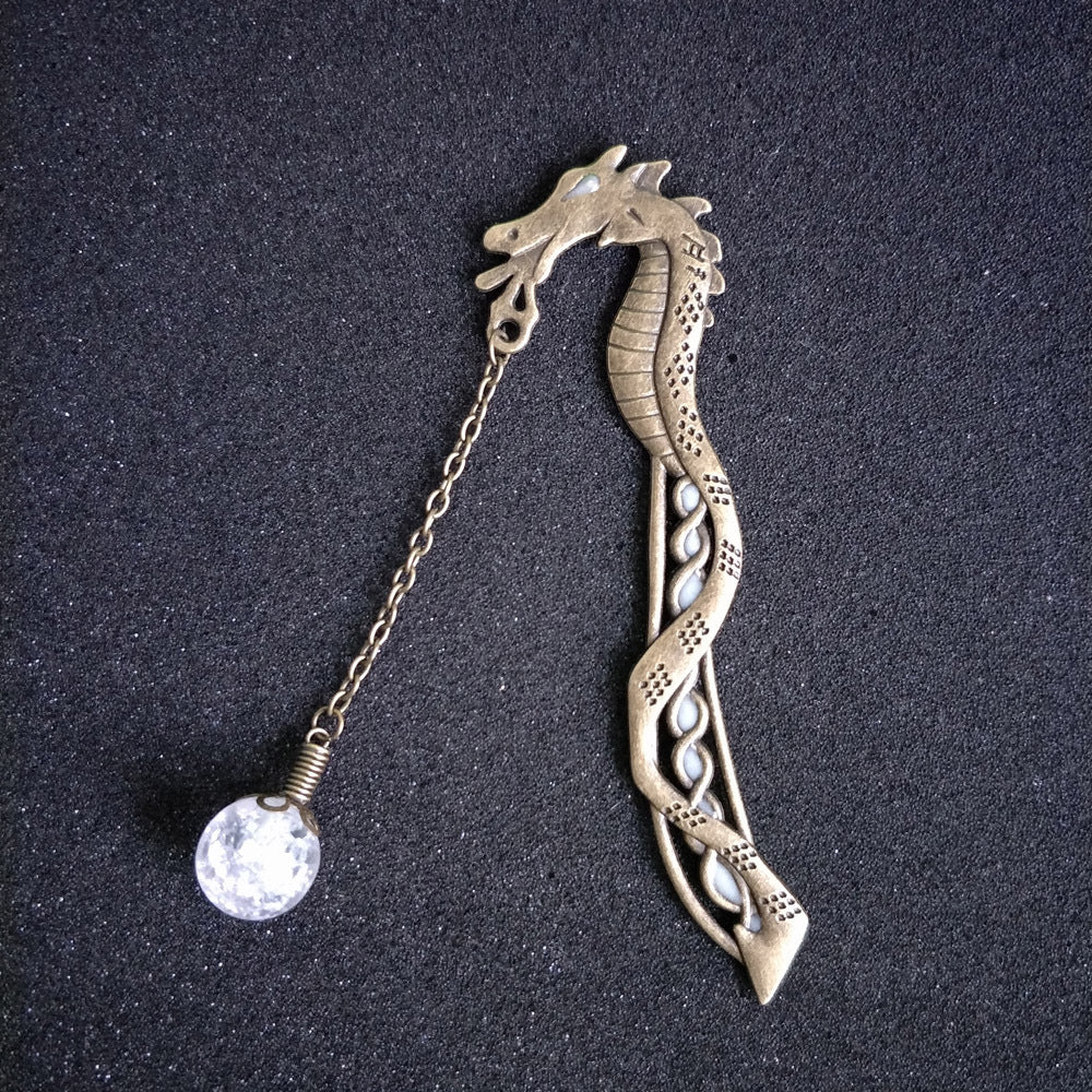 Glow-in-the-Dark Dragon Bookmark – Vintage Metal Fantasy Page Marker for Book Lovers & Dragon Reader Gifts