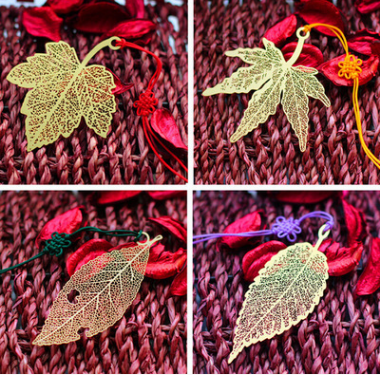 Chinese Style Metal Bookmark with Hollow Leaf Design